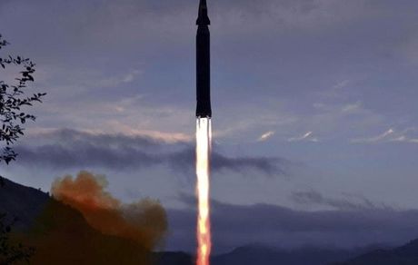 موشک مافوق صوت چین دنیا را دور زد و به هدف خورد