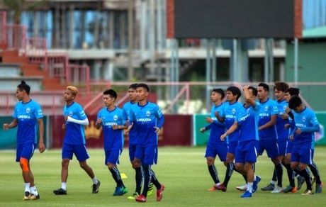 اقدام عجیب سرمربی کامبوج برای دیدار با ایران و عراق