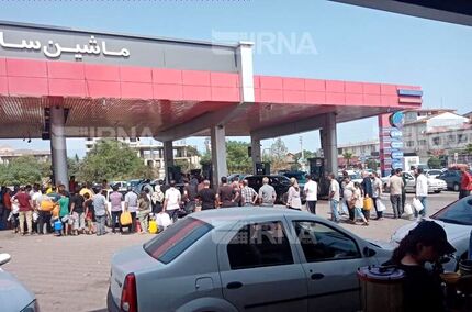 بحران کمبود سوخت در پمپ بنزین‌های شمال کشور در پی موج وحشتناک حضور مسافران
