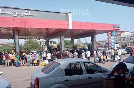 بحران کمبود سوخت در پمپ بنزین‌های شمال کشور در پی موج وحشتناک حضور مسافران