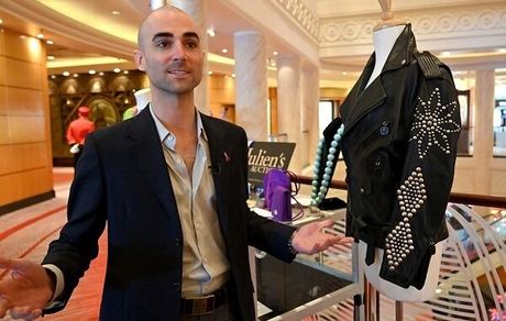 
اموال الیزابت تیلور به حراج گذاشته می‌شود
