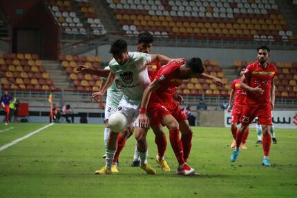 فولاد مقابل ذوب آهن کم آورد