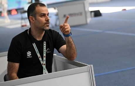 سرمربی تیم ملی شمشیربازی اسلحه سابر استعفا کرد