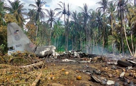 آمار تلفات سقوط هواپیمای نظامی فیلیپین به ۵۰ تن رسید