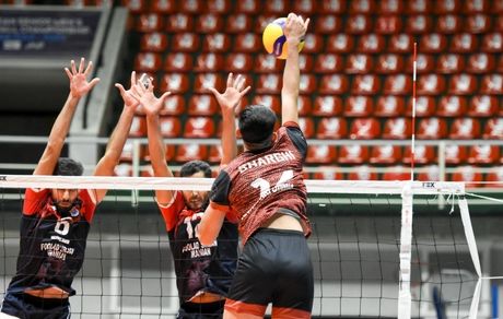 هفته سوم لیگ برتر والیبال: شهداب باخت / شهرداری ارومیه در بدترین وضعیت ممکن