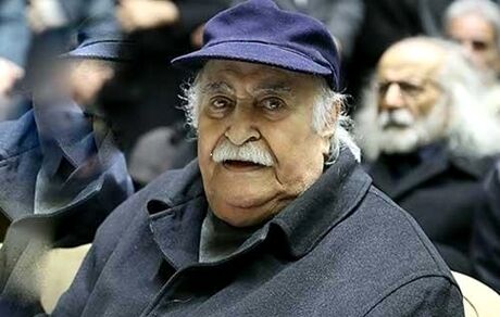 
وداع هنرمندان با بازیگر سریال «پاورچین»/ دهکردی:خاطره تلخی از مرحوم آبادی نداریم
