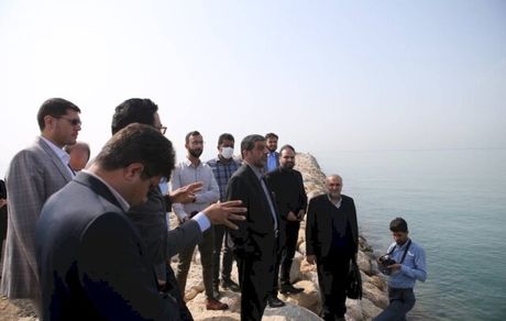 ضرغامی در بندرعباس: باید سرگرمی‌های نو، جذاب و کم هزینه ایجاد کنیم/عذرخواهی مسئولان قطری از ایران