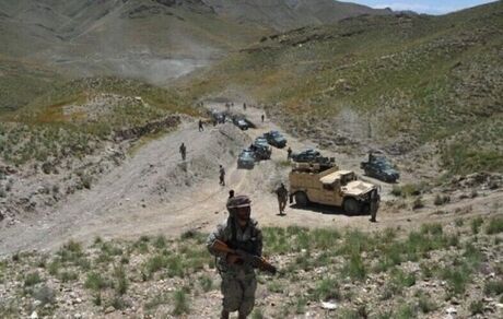 کشته شدن ۲۵ تروریست در مرز پاکستان و افغانستان