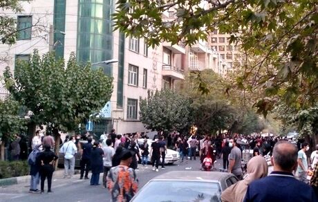 تسنیم: تجمعات اعتراضی پراکنده در برخی نقاط تهران