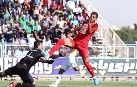 پرسپولیس نه زهر دارد نه مهاجم