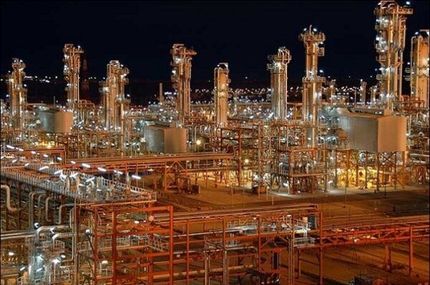 خادمی: شرکت پتروپارس توانایی توسعه فاز ۱۱ پارس جنوبی را دارد