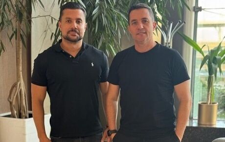 سرمربی برزیلی پرسپولیس به ایران رسید