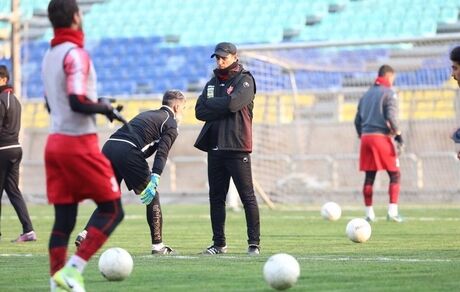 گل‌محمدی به قهر دوباره‌اش پایان داد و به تمرینات پرسپولیس برگشت