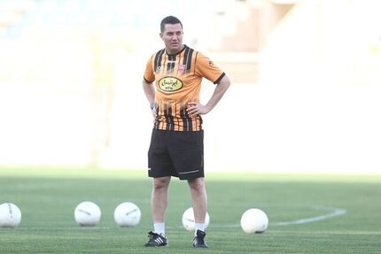 اوسمار سرمربی پرسپولیس می‌ماند