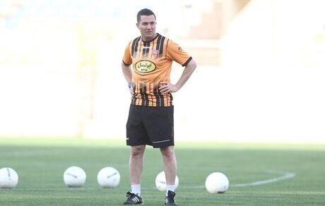 اوسمار سرمربی پرسپولیس می‌ماند
