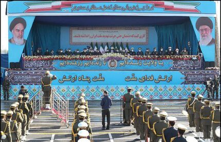آغاز مراسم روز ارتش با حضور رئیس جمهور
