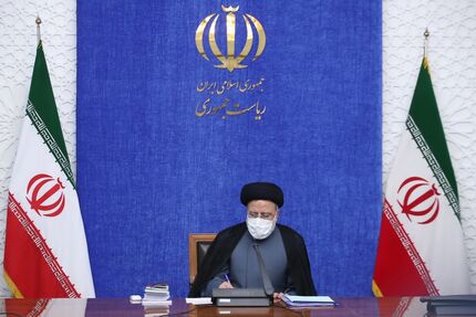 رئیس جمهور، اساسنامه اصلاحی بنیاد ایران‌شناسی را ابلاغ کرد