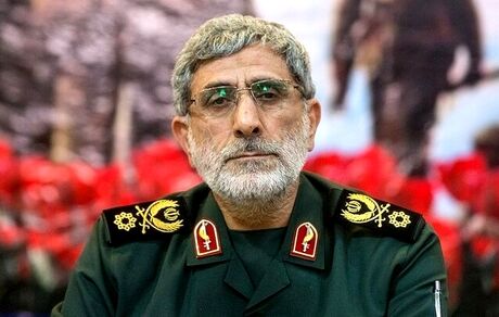 پیام قاآنی به رهبری؛ ضربه مکمل تصمیم بسیار مهم پارلمان عراق خواهد بود 