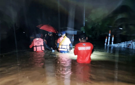 ۷۲ کشته و مفقودی در سیل و رانش زمین فیلیپین