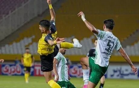 سپاهان، دربی را از ذوب آهن برد و مدعی شد