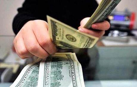آغاز معاملات بازار ارز هرات با ریزش یک‌هزار تومانی قیمت دلار