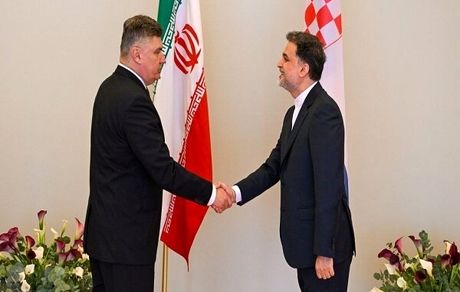 تقدیم استوارنامه سفیر جدید ایران در کروواسی به رئیس جمهور این کشور