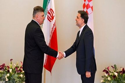 تقدیم استوارنامه سفیر جدید ایران در کروواسی به رئیس جمهور این کشور