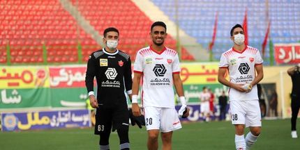 پرسپولیس مجوز جدایی مهاجم خود را به پیکان می‌دهد؟