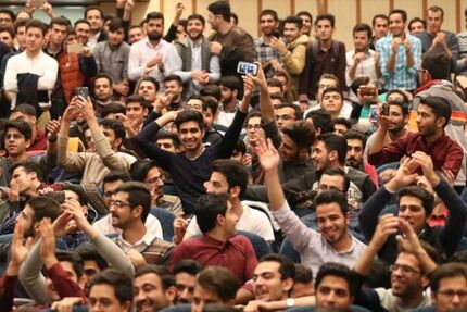 آغاز ثبت‌نام بخش استانی جایزه جوان سال ۱۴۰۴ از یکم دی‌ماه 