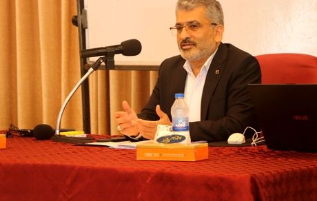 ضرورت بازآموزی رؤسای شعب و توسعه بازاریابی حرفه‌ای در شبکه بانک
