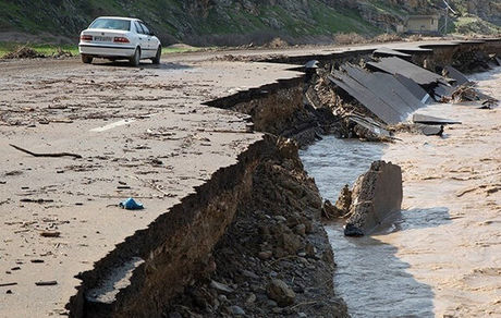  ۸۸۹ محور از سیل اخیر آسیب دیدند/خسارت وارد شده به راه‌های شریانی، اصلی و روستایی به ۱۸۶۱ میلیارد تومان 